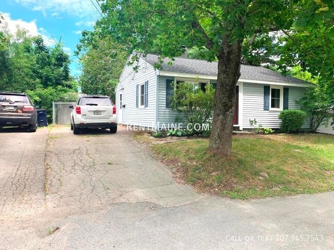 Photo - 111 Falvey St