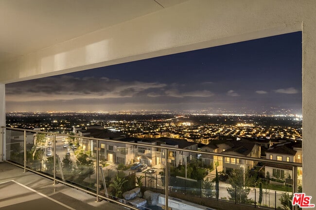 Photo - 20248 Willoughby Ln