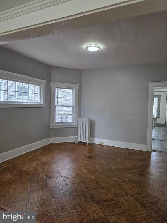 Photo - 473 N Grove St