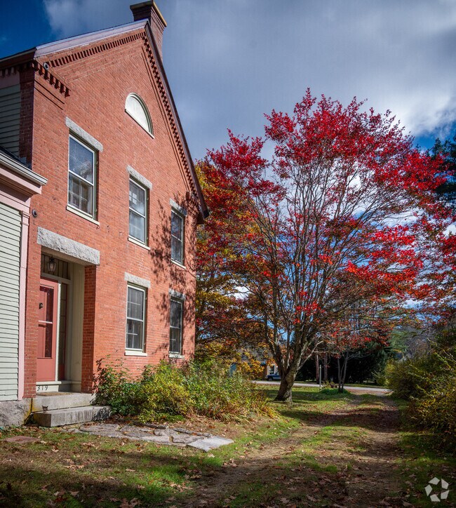 Apartments for Rent in Arundel, ME 8 Rentals