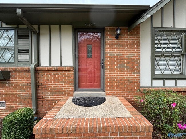 Photo - 10122 Shades Rd SE