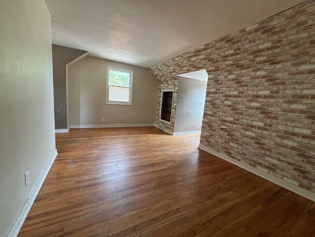 Photo - 4520 Lafayette Ave Unit Top Floor