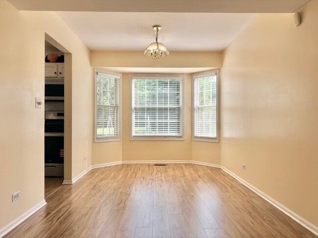 Photo - 1464 Farrington Ln