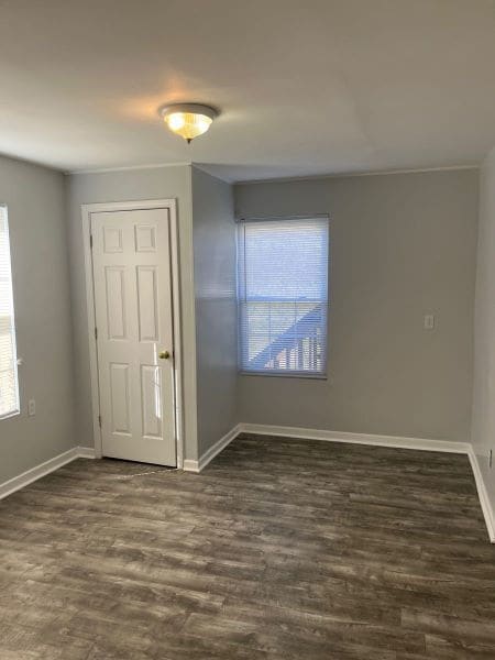 Photo - 4 bdrm/2 bath first floor duplex unit