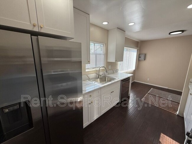 Photo - 256 Euclid Pl Unit B