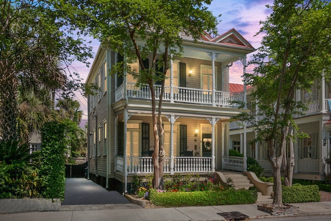 Building Photo - 6 Wentworth St