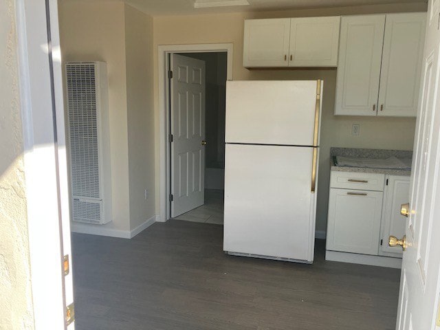 Photo - 574 Yosemite Way