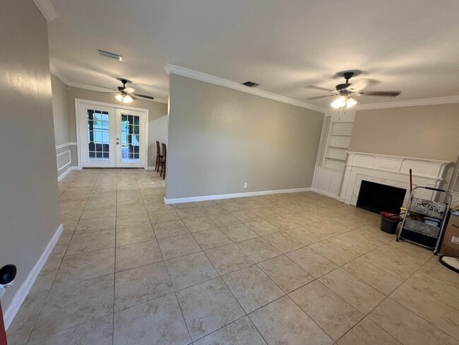Photo - 121 N 12th St
