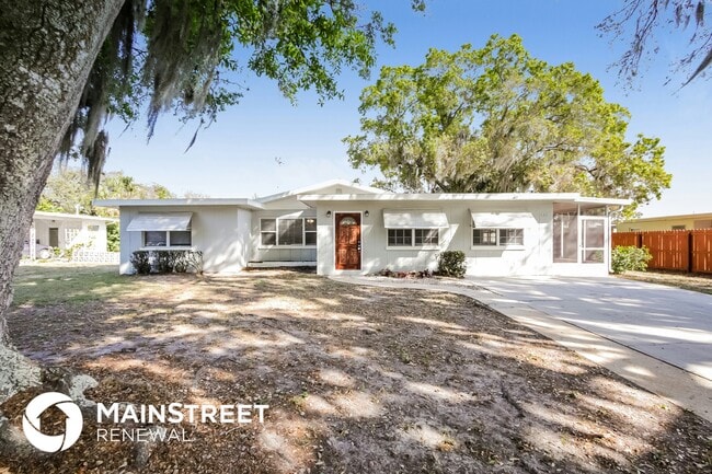 Building Photo - 731 Cypress Ave