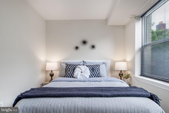 Photo - 417 18th St NE Unidad 101