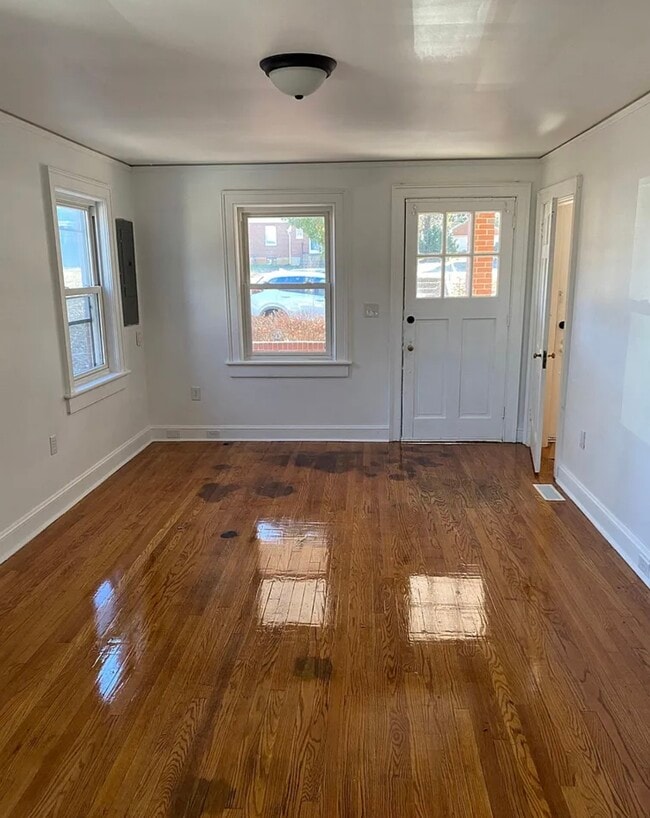 Photo - 214 Langhorne Ln Unit 2 Bed 1 Bath near U of L
