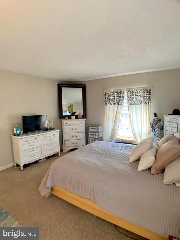 209 Deer Run Apartment Eagleville, PA