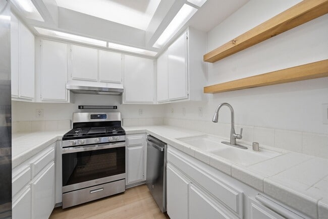 Photo - 17202 Corbina Ln Unit 1