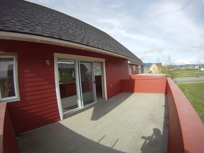 Photo - 3123 Foxtail St Unit #B