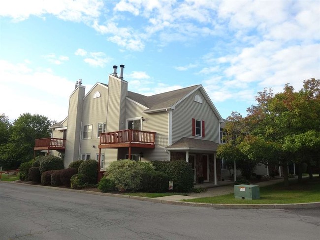 Building Photo - 1200 Hillside Ave Unit 106