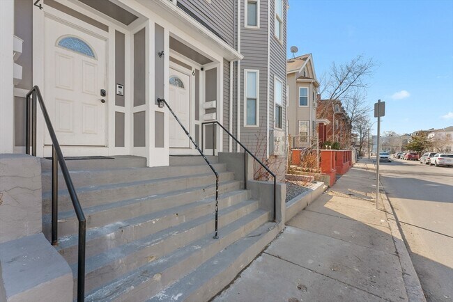 Photo - 6 W Cottage St Unit 1