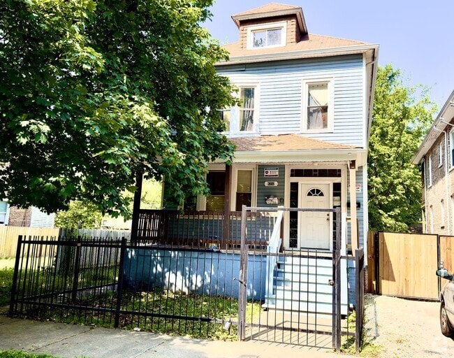 Building Photo - 8232 S Marquette Ave Unit 1 Rental
