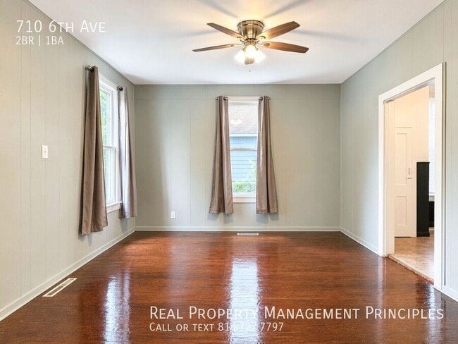 Photo - 710 6th Ave