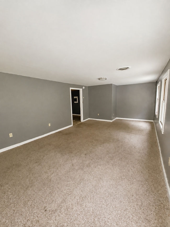 Photo - 735 Burden Ave Unit 735 Burden Ave #2
