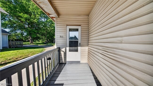 Photo - 511 Brown St