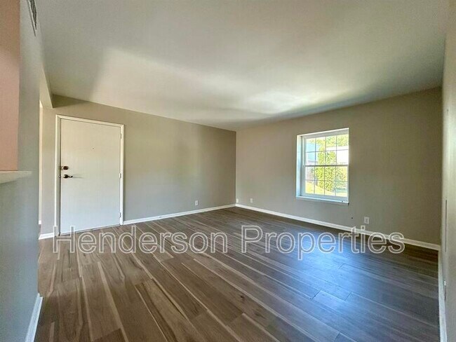 Photo - 2614-D Park Road