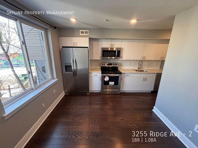 Photo - 3255 Ridge Ave Unidad 2