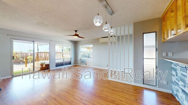 Building Photo - 94-422 Kuahui St. Rental