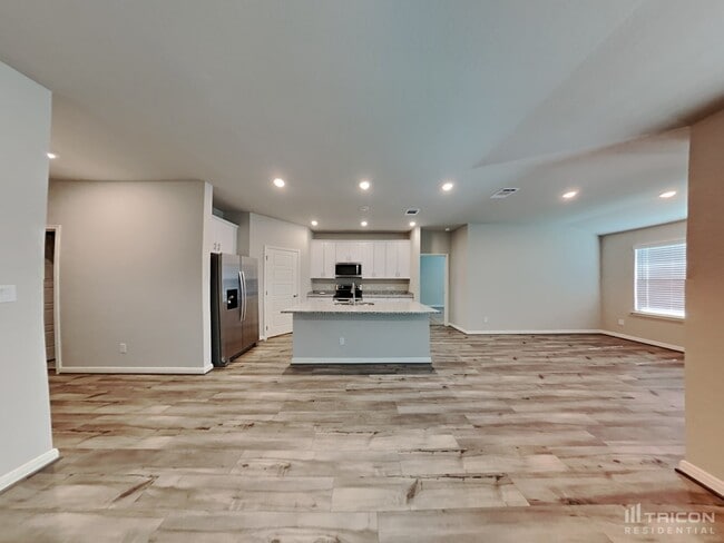 Photo - 13548 Paxton Blvd