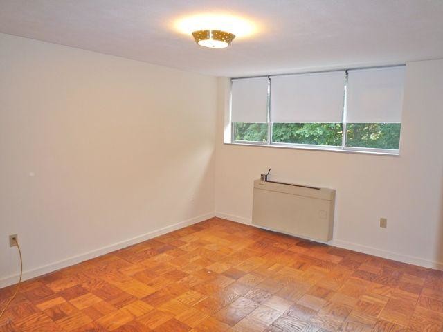 Building Photo - 101 Monmouth St Unit 520