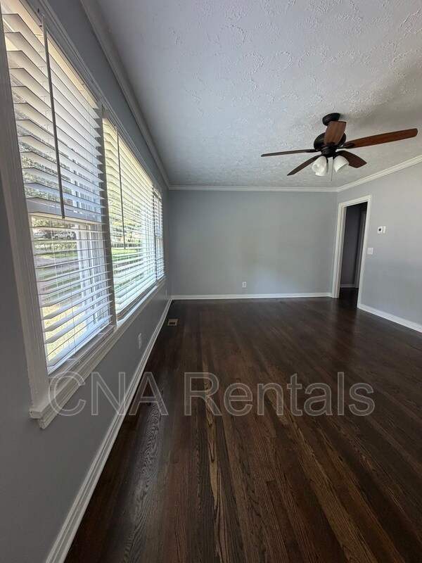 Photo - 2047 Benson Ave SE