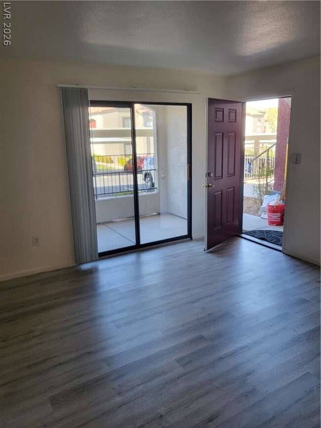 Photo - 950 Seven Hills Dr Unit 413