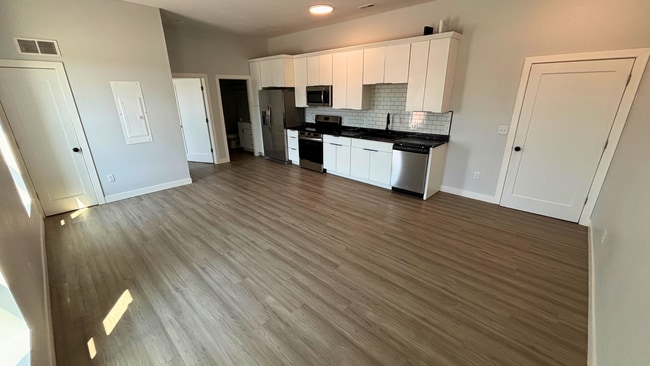 Photo - Monona Flats: Old Charm Meets New