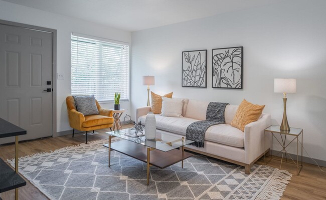 Photo - Katmai Apartments