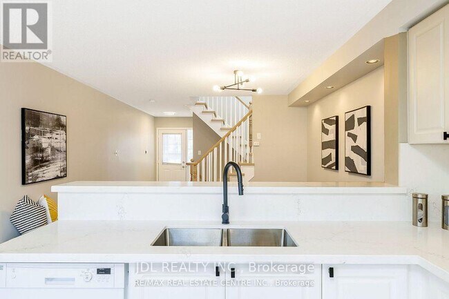 Photo - 873 Gazley Cir