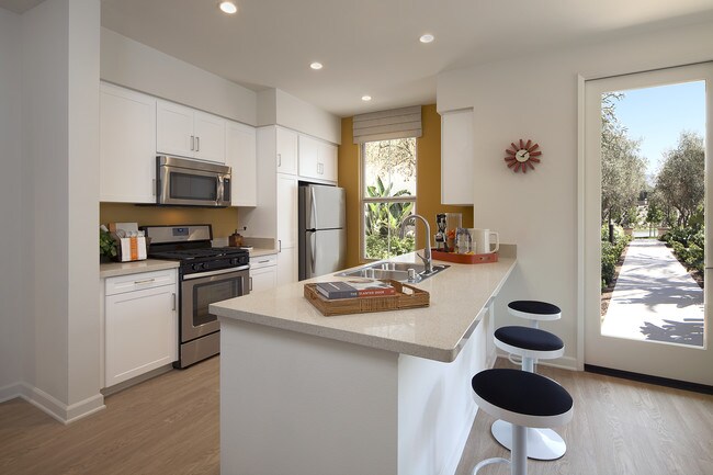 Portola Court Apartment Homes