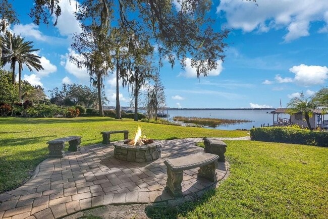 Photo - 10577 Down Lakeview Cir