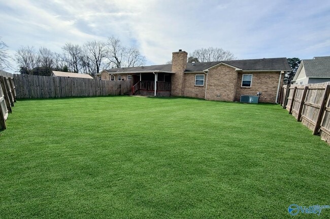 Photo - 105 Oakwood Meadows Dr