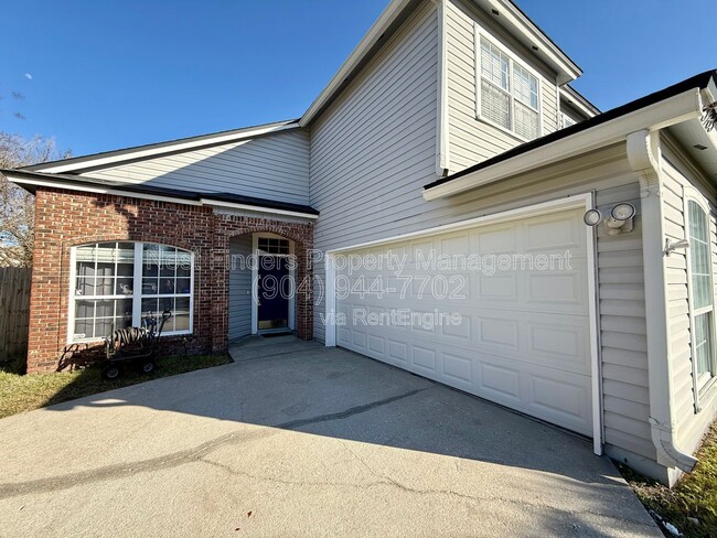 Photo - 3785 Union Pacific Dr E