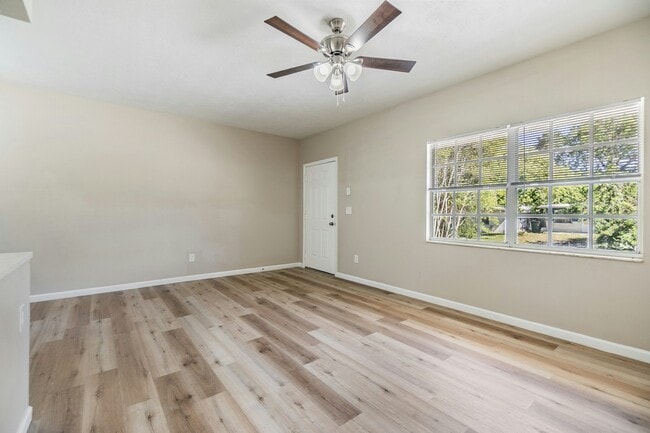 Photo - 6746 Carnelian Ave