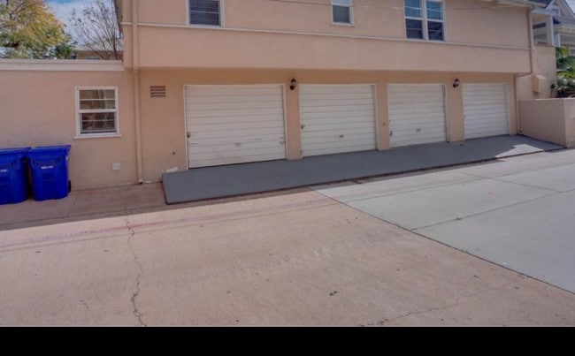 Rear - The Catalina Apartments