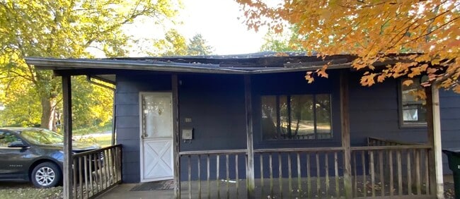Building Photo - 113 National Ave Rental