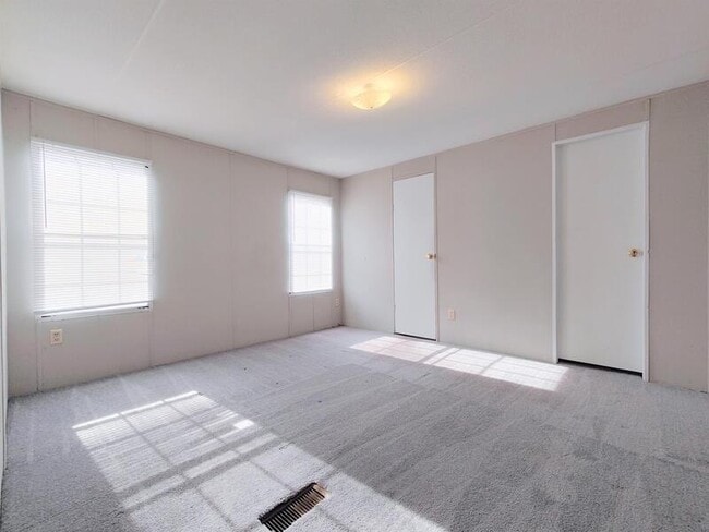 Photo - 504 Sunshine Dr