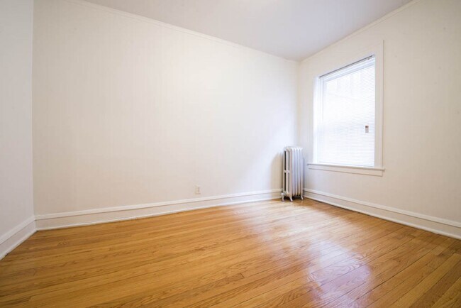 11111 S Vernon