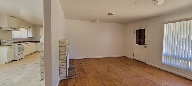 Photo - Great Eastside Location Across The Street From Shasta Meadows School