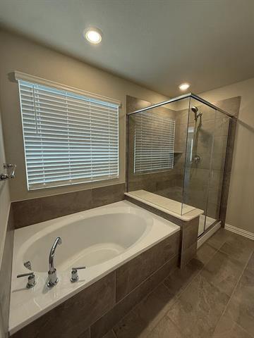 2653 Amistad Ln