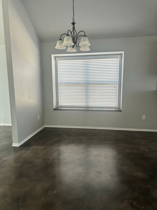 Photo - 1/2 off First month - Beautiful Home