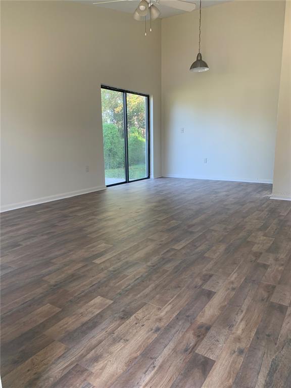 Photo - 256 Village View Ln