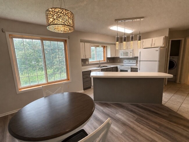Photo - 9339 Turnberry Alcove