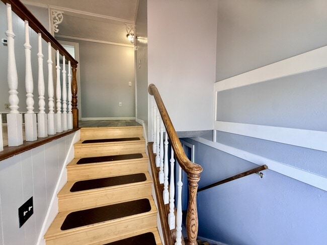 Photo - 1021 N 925 E St