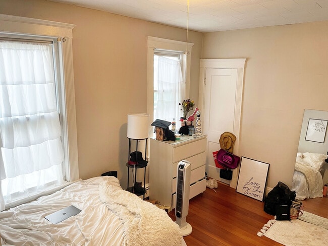 Photo - 25 Ashford St Unit 1